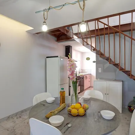 Confort A : 2 Chambres, Terrasse, Jeux, Equipements Modernes, Charges Incluses - Fr-1-496-282 Holiday home