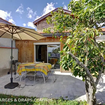 Confort A : 2 Chambres, Terrasse, Jeux, Equipements Modernes, Charges Incluses - Fr-1-496-282 Holiday home